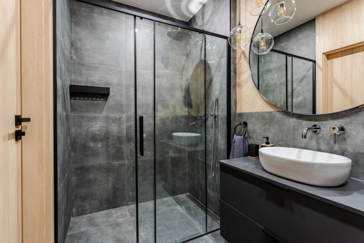 Klimatyzowany Apartament Very Berry Z Parkingiem W Poznaniu By Noclegi Renters מראה חיצוני תמונה