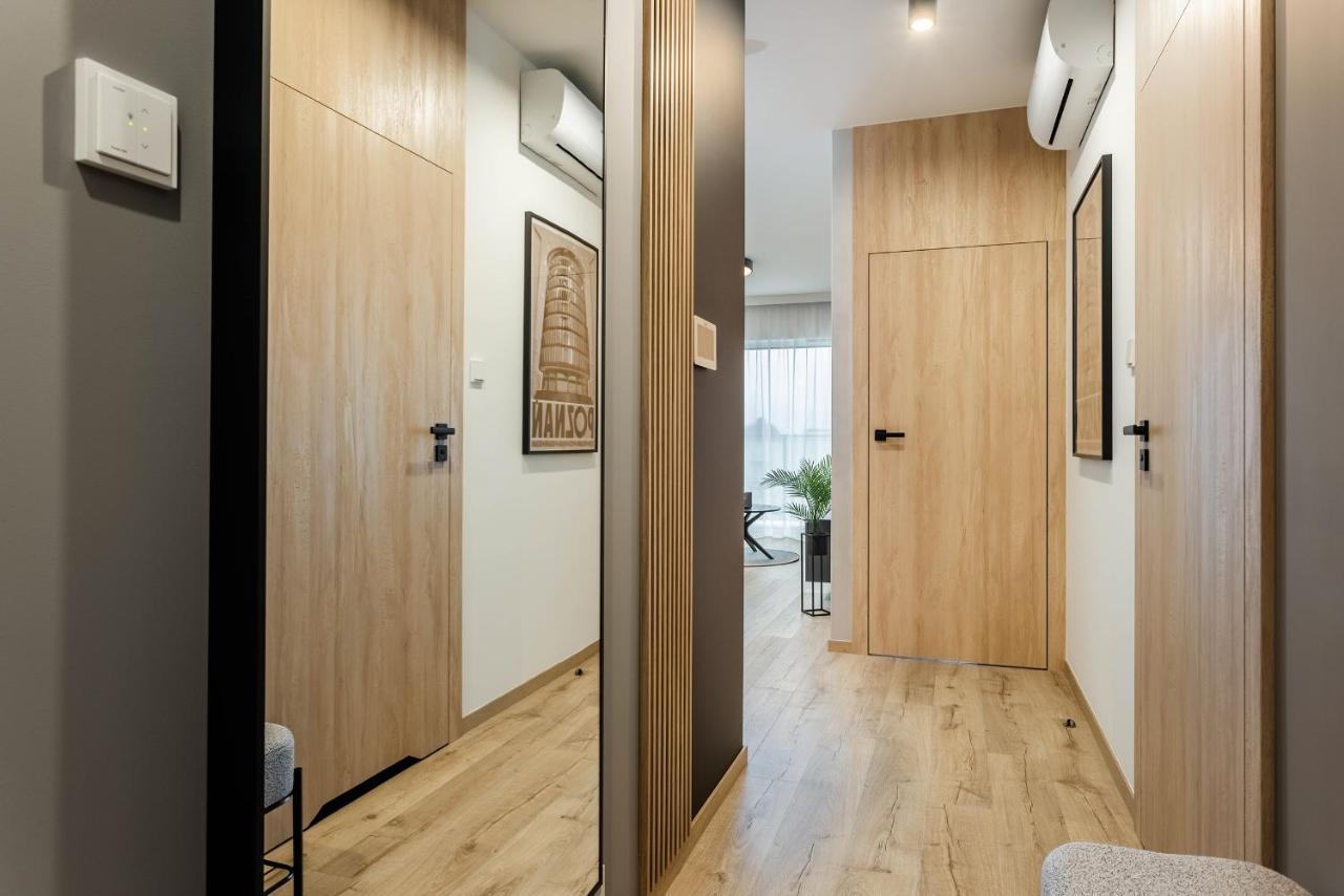 Klimatyzowany Apartament Very Berry Z Parkingiem W Poznaniu By Noclegi Renters מראה חיצוני תמונה