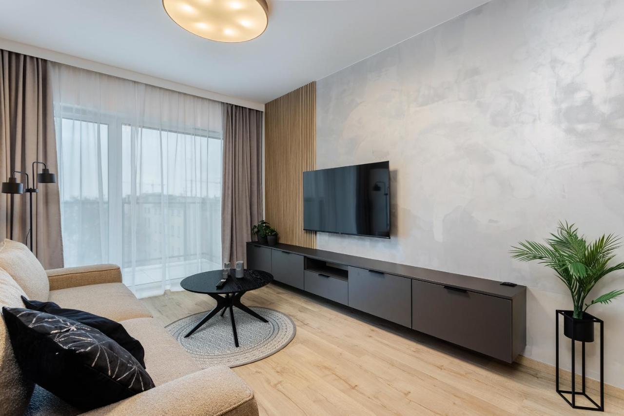Klimatyzowany Apartament Very Berry Z Parkingiem W Poznaniu By Noclegi Renters מראה חיצוני תמונה